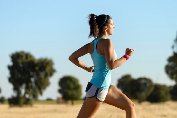 mulher-correndo-saude-correr-corrida-fitnes-cuidados-corpo