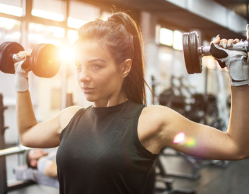 Musculação protege a saúde feminina