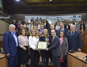 Conselho da Empresária é homenageado