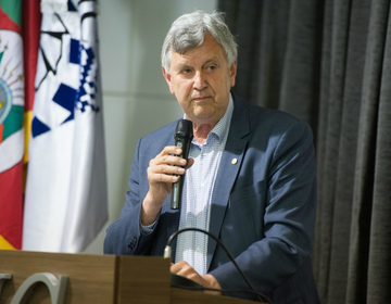 Luiz Carlos Heinze palestra na CIC